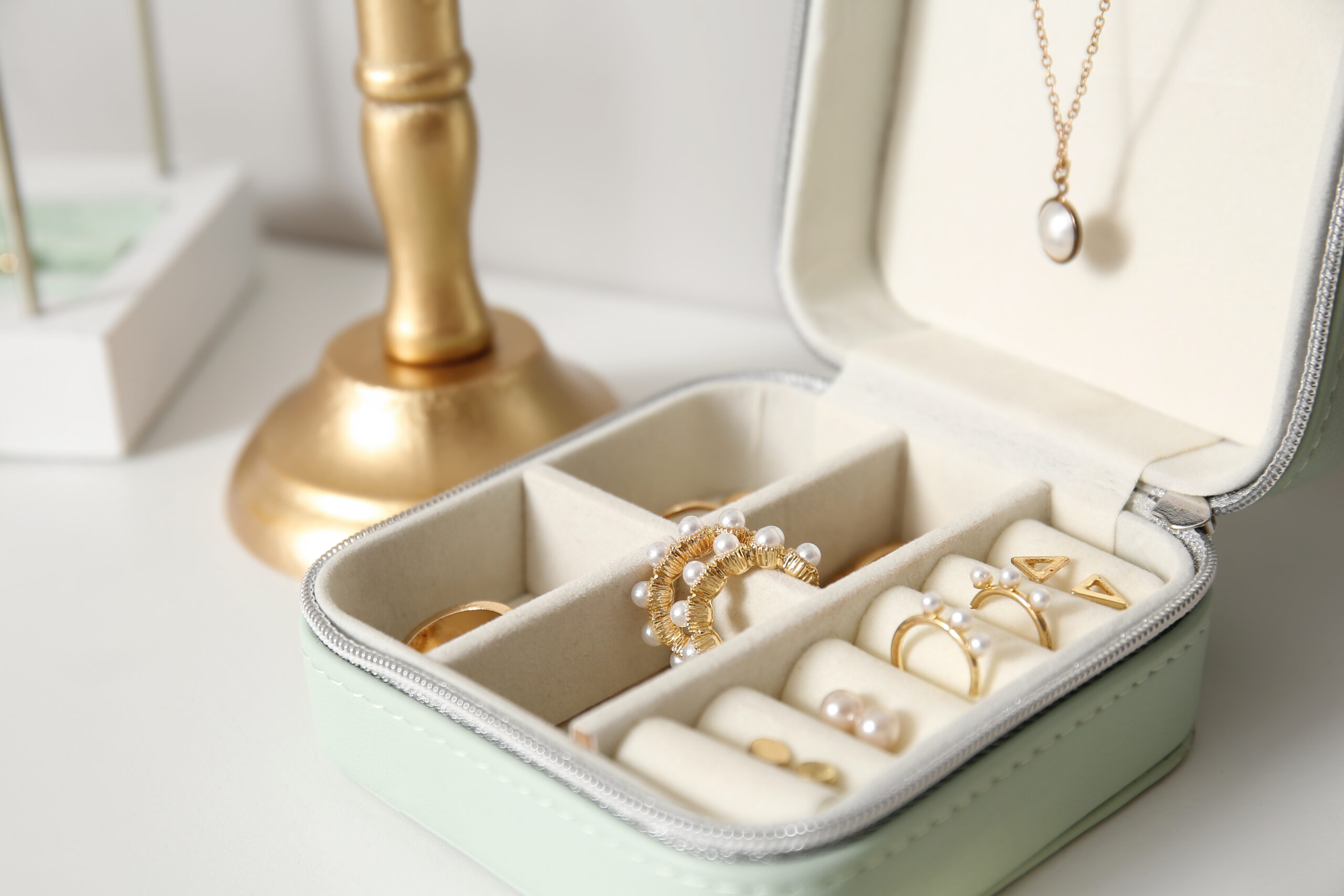 ジュエリーは資産価値！？売却を考えた賢いジュエリーの選び方